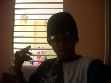 encort moi